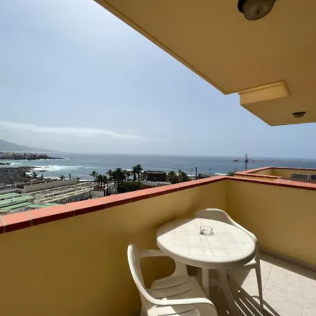 Apartamento Con Piscina, Wifi Gratuito En Recepcion Y Acceso Directo En Playa Jardin In Puerto De La Cruz